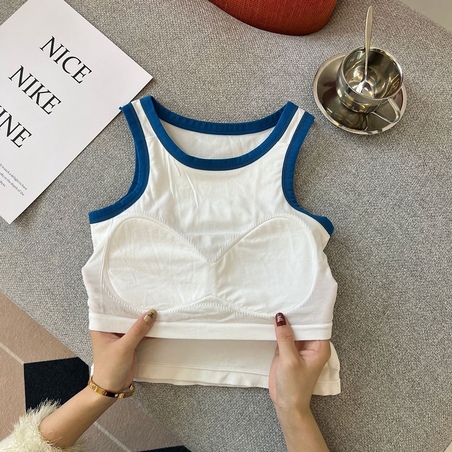 Belleza espalda Sling carta pecho abrigo Chaleco de las mujeres almohadilla fija en el pecho desgaste interior y exterior sin costuras chaleco deportivo de fondo todo partido