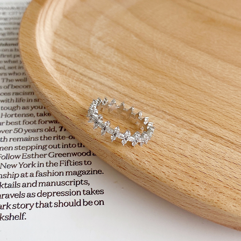 Luxurious Geometric Sterling Silver Plating Zircon Rings