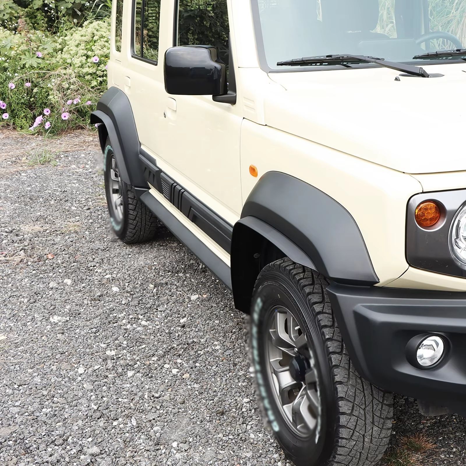 Suitable for 2019+ Suzuki Jimny JB74, five-door model, widened wheel arches, mudguards, and off-road modification accessories