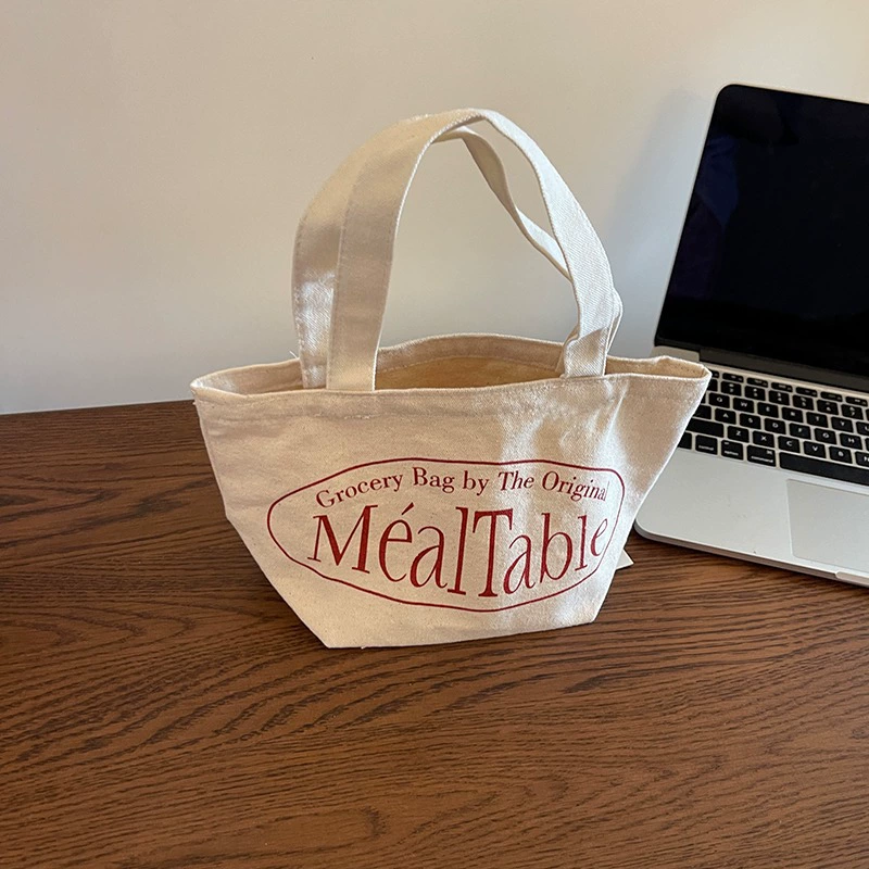 Канва мини-сумка Tote (MealTable) 29×17×10 см, молочно-белая с красной печатью, переносная маленькая сумка