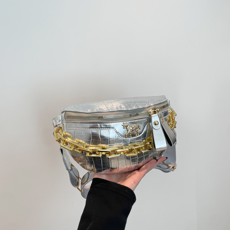 Bolsa de pecho para mujer 2025 nuevo bolso de hombro con patrón de cocodrilo de moda cadena bolso pequeño riñonera bolso de silla de mensajero de banda ancha