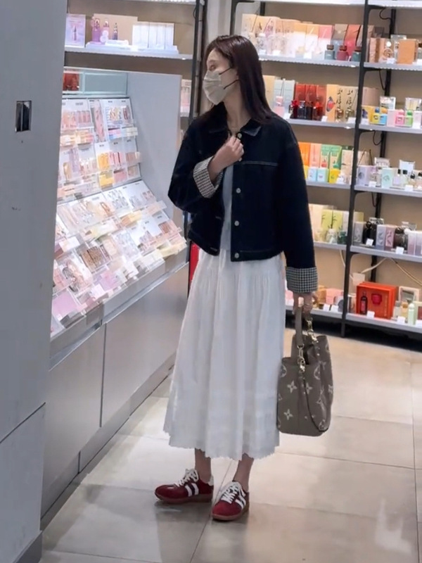 2025新款设计感拼接爆款时尚牛仔短外套女秋装高级感洋气宽松上衣|undefined