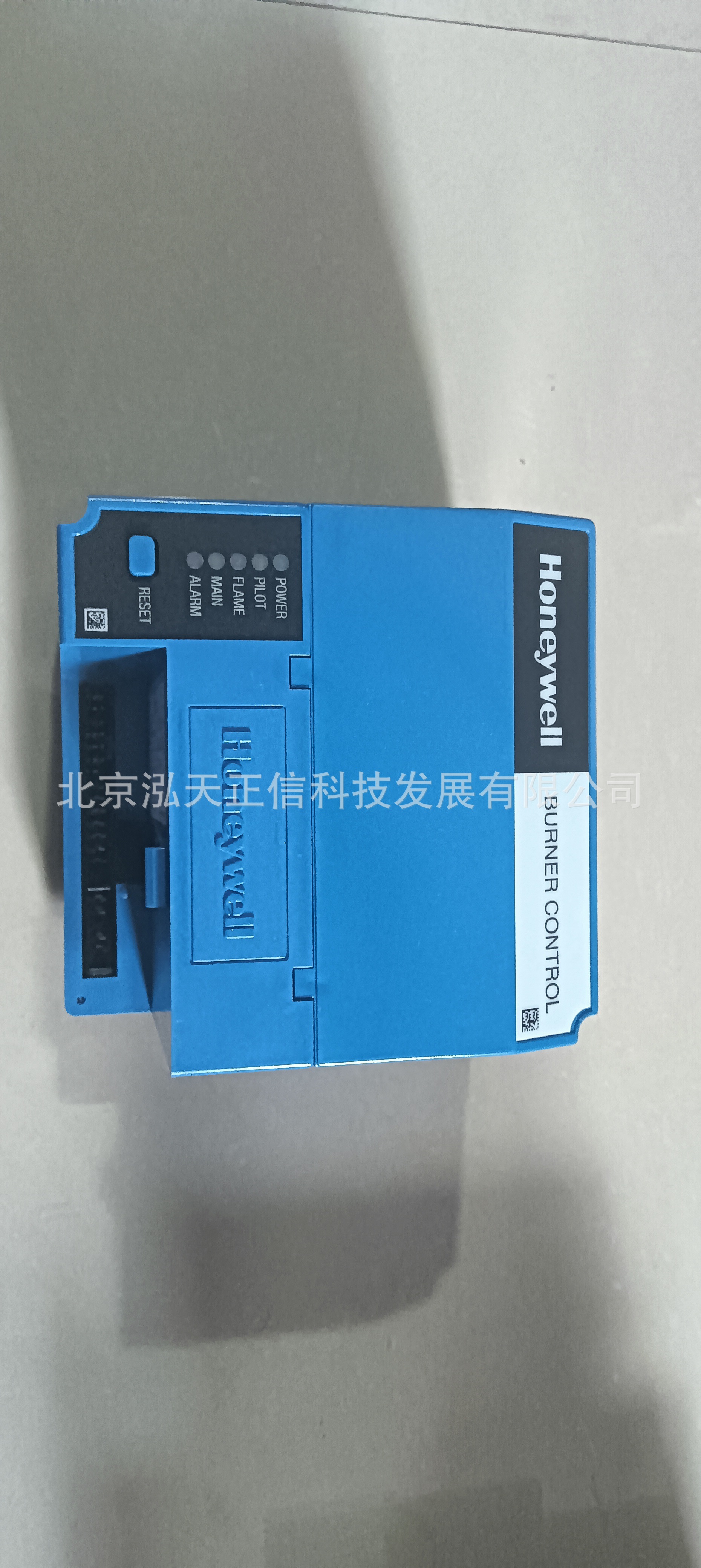 霍尼韦尔Honeywell控制器RM7895C1012原装正品单独询价假一赔十
