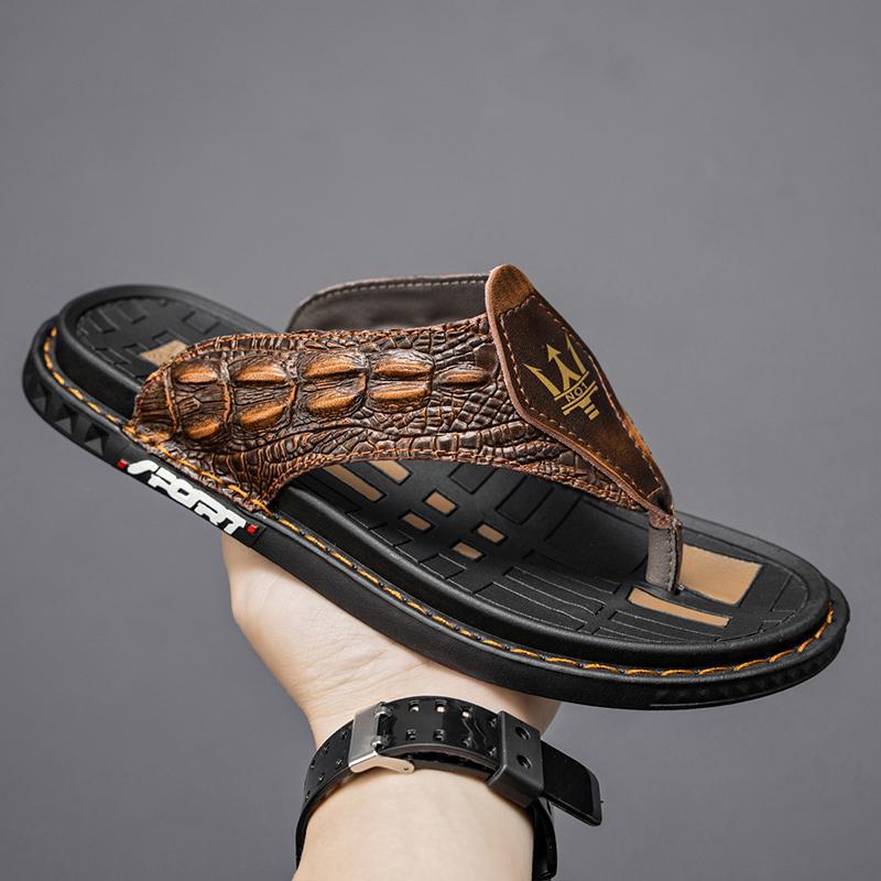 [Product Factory Self-Operated] Men's Flip-Flops Genuine Leather Crocodile Pattern Sandals and Slippers Are Trendy and Fashionable
