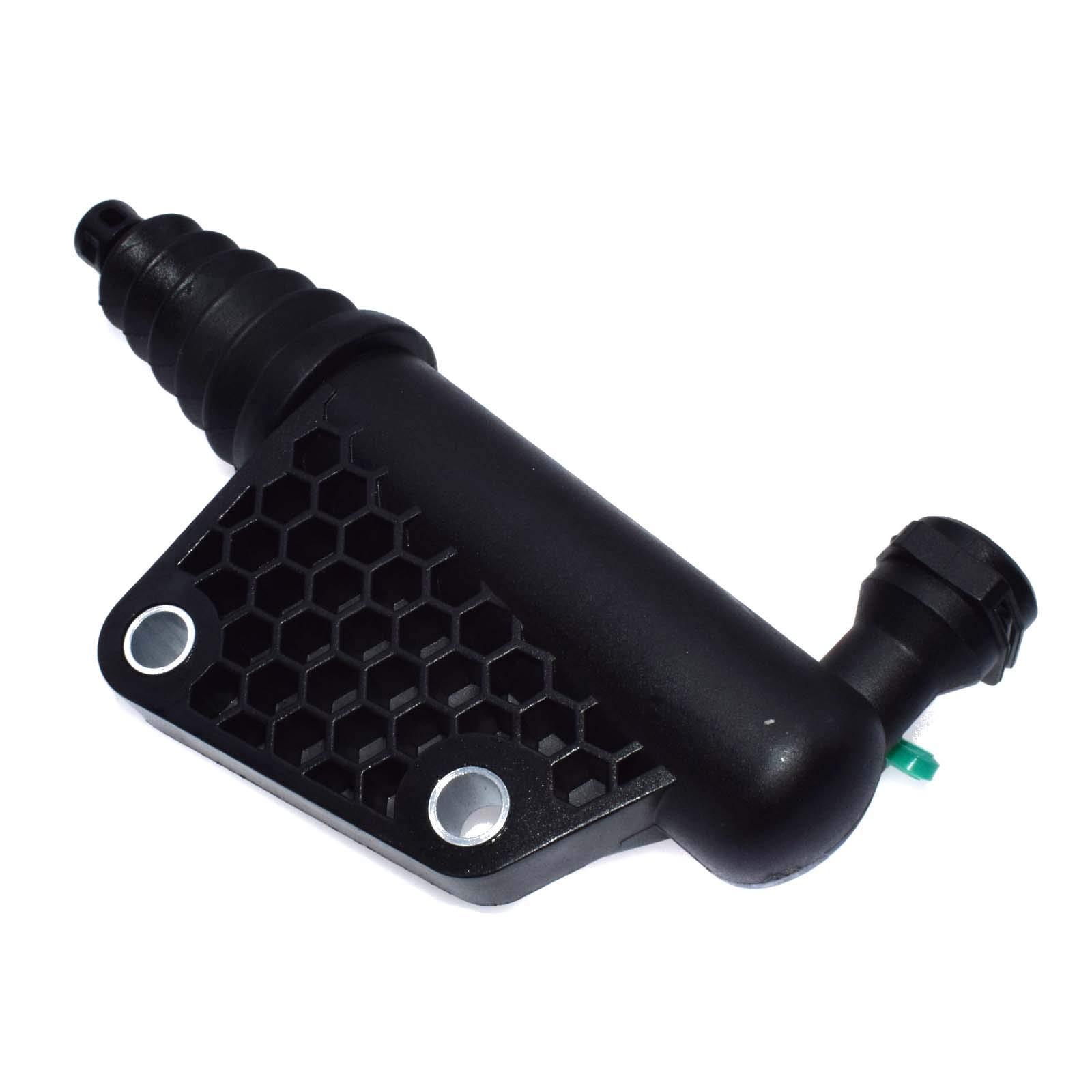 Baihan Pump 23820-63J01 is suitable for Suzuki Swift 1.3 1.5 1.6 plastic clutch sub-cylinder