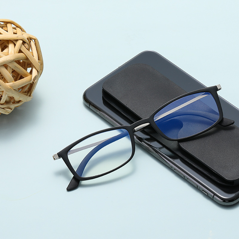 Ultra-thin stainless steel reading glasses that will not be lost can be attached to the phone shell reading glasses portable high-definition anti-blue light