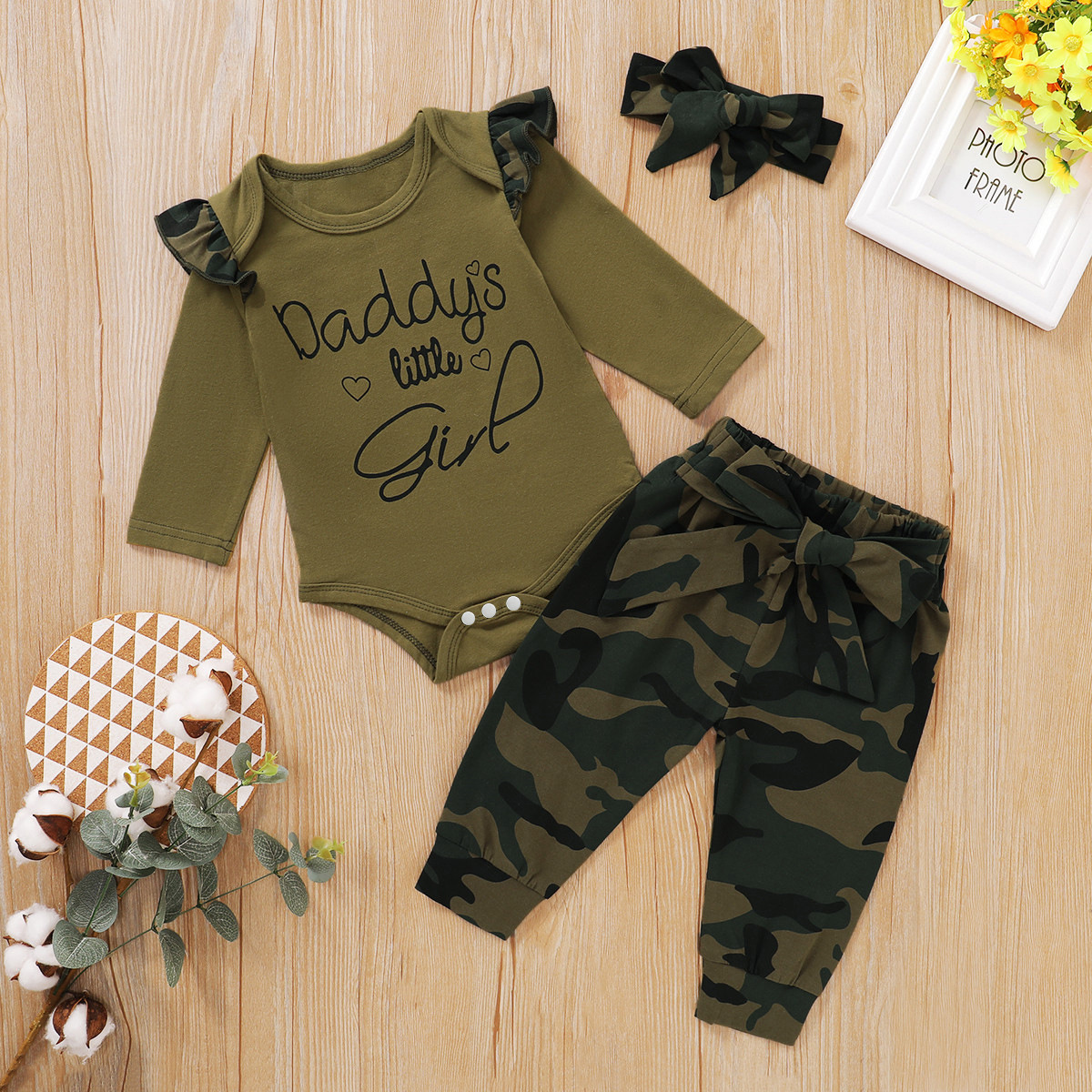 Green Autumn Letter Long-sleeved Romper Camouflage Pants Baby Clothings Three-piece Set display picture 2