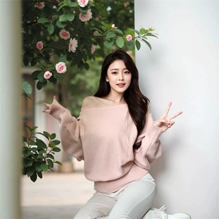 温柔慵懒风粉色毛衣女秋冬季2026新款内搭打底针织衫一字斜肩上衣