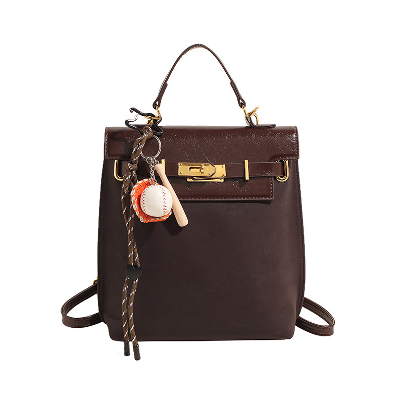 Colgante pequeño color café