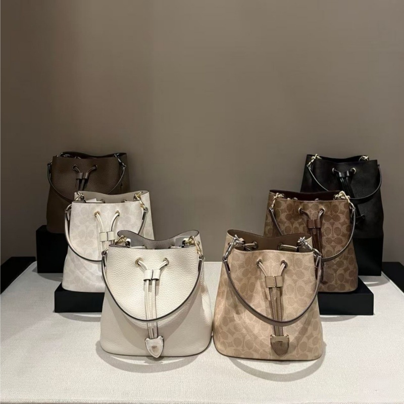 Vintaj Monogram Çəkməli Bucket Çanta - Qadın Çiynində və Qoltuqda