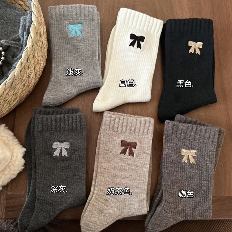 韩系ins蝴蝶结袜子女秋冬女袜暖绒复古中筒袜咖色系中筒堆堆袜子|undefined