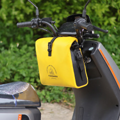 防水電動電気自動車掛け物バッグ前置きポケット収納ポケット付きオートバイバッグ前掛けバッグヘルメット収納ポケット
