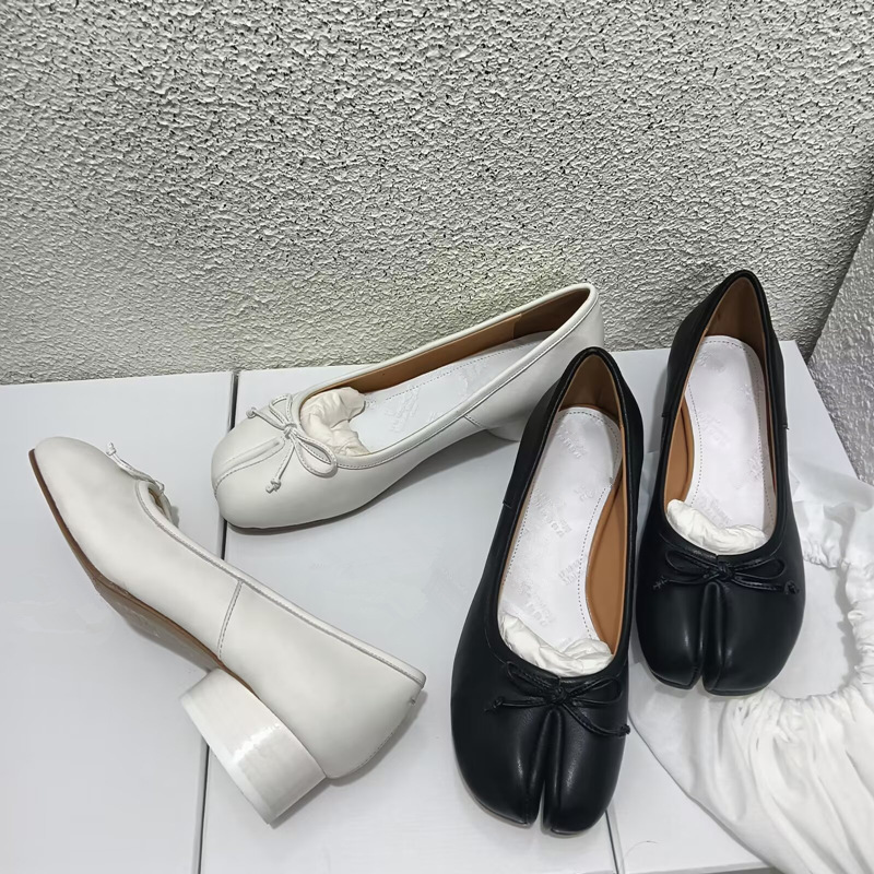 Top Version Margiela Mid-Heel Bow Tabi Split-Toe Shoes for Women Sheepskin Genuine Leather Ballet Mm6 Mary Jane Shoes