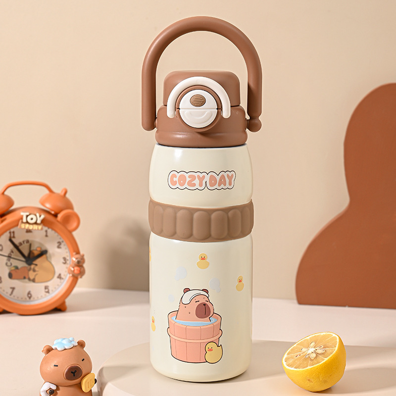 Temporada escolar nueva taza de aislamiento de acero inoxidable de alto valor facial Capibala encantadora taza de agua portátil para estudiantes escolares