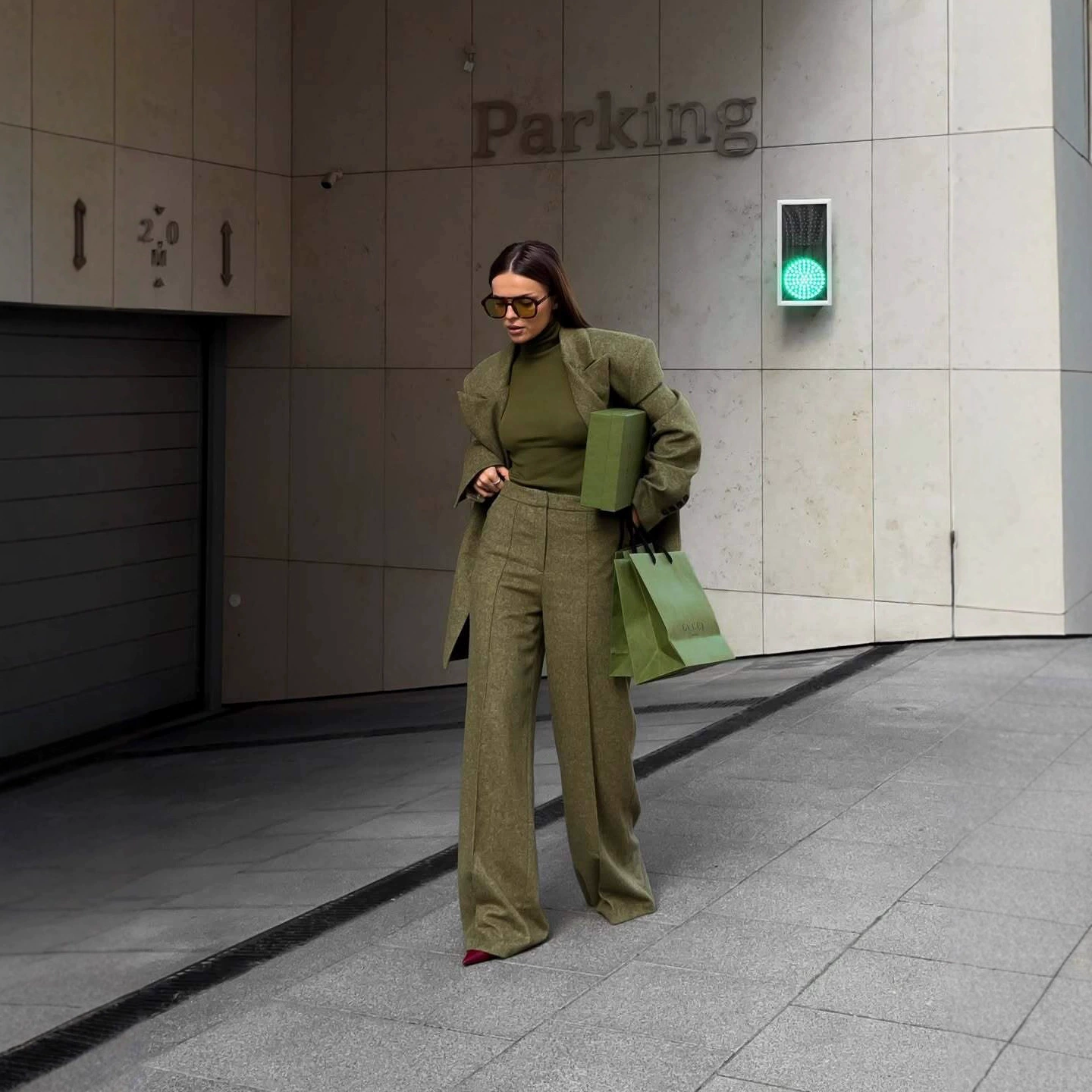 欧美跨境外贸女装职业通勤西装纽扣开衫外套直筒裤时尚休闲套装