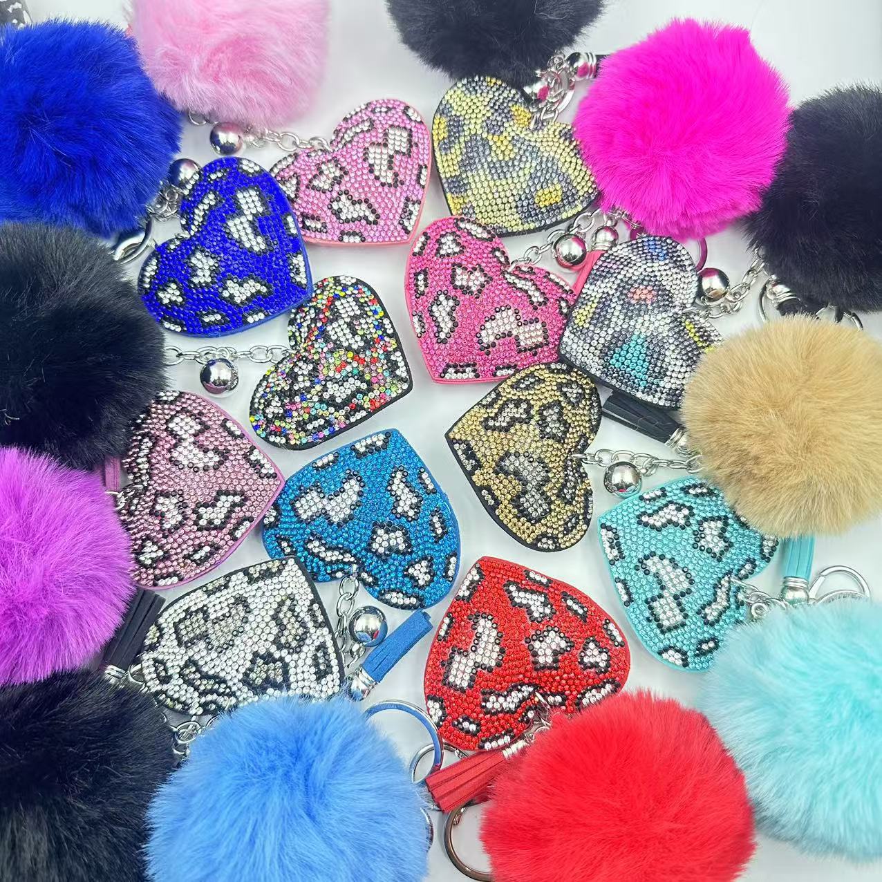 55g Weight Rhinestones Inlay Material Keychain Classification 1 Piece Quantity Daily Occasion Plush Material Heart Shape Pattern Unisex Gender Sweet, Korean Style Style Sweet Korean Style Heart Shape Plush Rhinestones Unisex Keychain 15