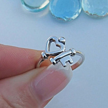 W 69957 Heart Key Open Light Luxury Ring ����Կ�׿��ڽ�
