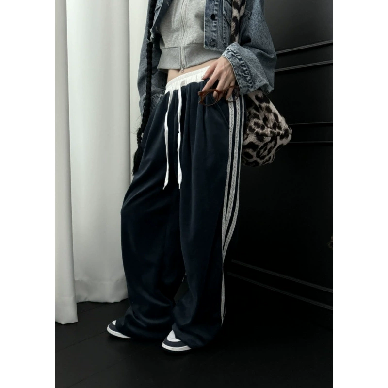 Demi-season retro velvet swan, trousers