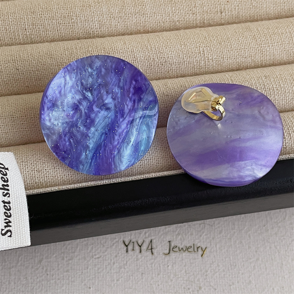 이어클립 스타일 라벤더 퍼플