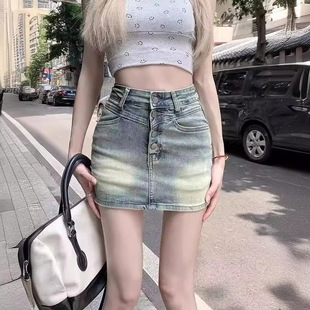 ��ʽ����ţ�а���ȹŮ�ļ�С���ӏ͹��¿��������A���@�ݶ�ȹ��
