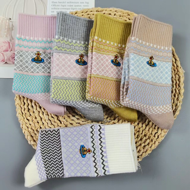 Japanese-Style Empress Saturn Embroidery Vivian Cashmere Warm Socks Autumn and Winter Retro Double-Needle Soft Mid-Tube Trendy Socks