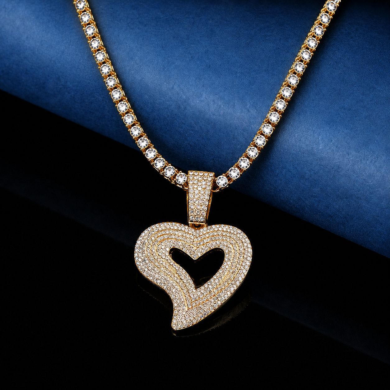 Hip Hop transfronterizo nueva aleación de diamantes de moda en forma de corazón colgante de corazón de melocotón collar cubano joyería temu joyería exclusiva