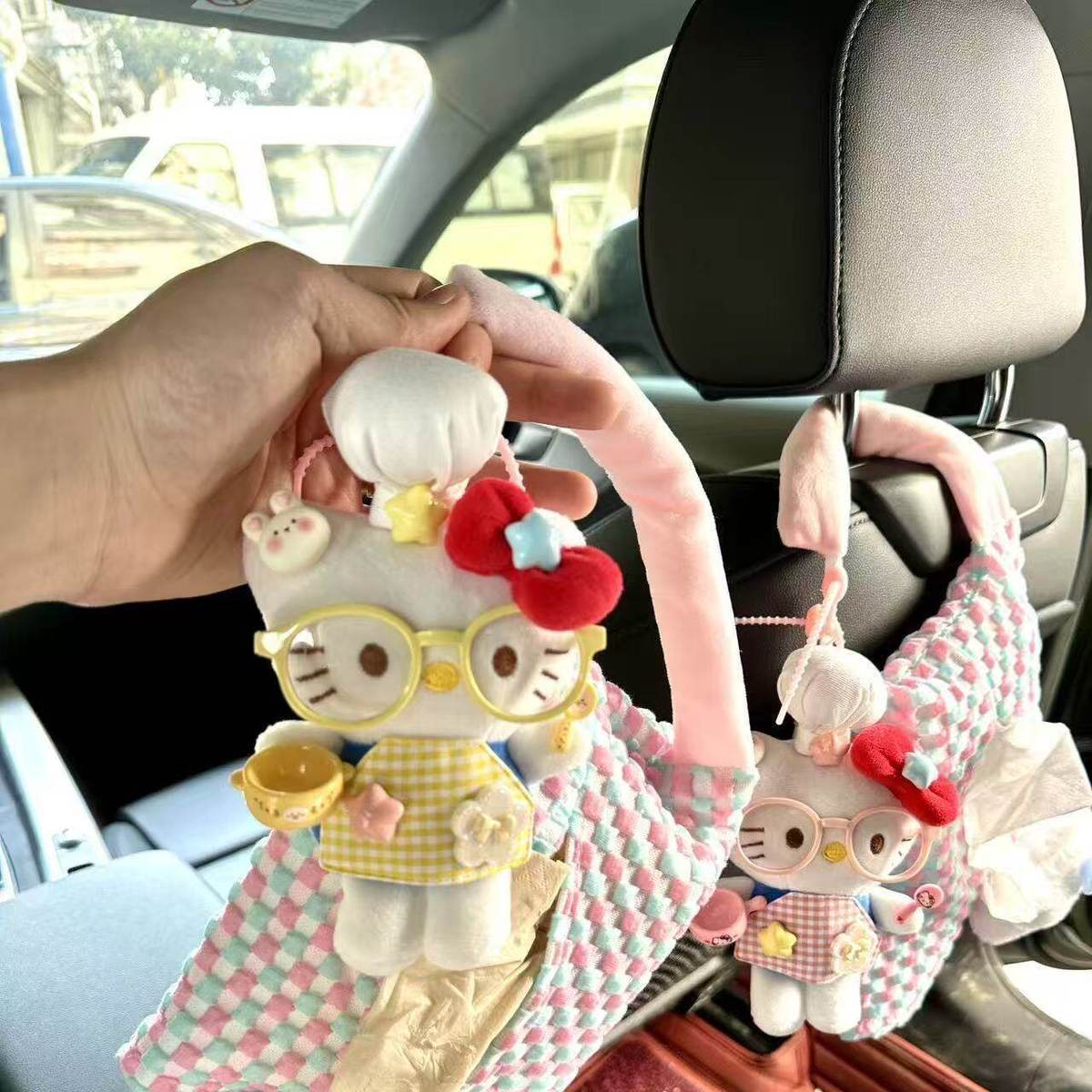 Hellokitty Creative Car Tissue Box, Cute and High-End Car Tissue Holder, Storage Hanging Bag Decoration