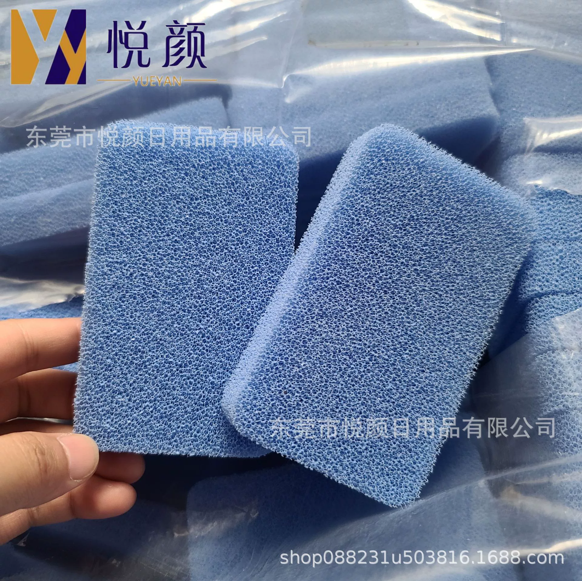 Silicone filter with animals for laundry, hygienic bath sponge