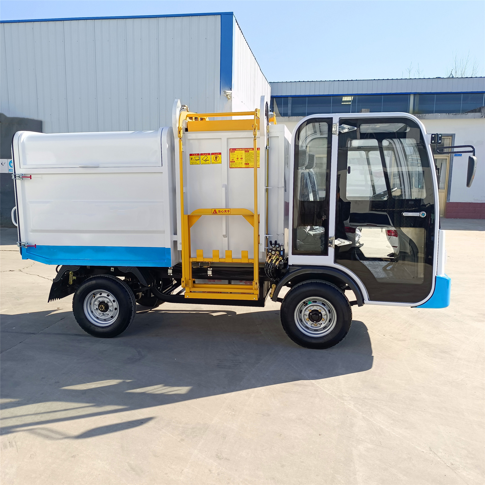 电动四轮挂桶垃圾车 自装自卸小区物业环卫车小型压缩清运车