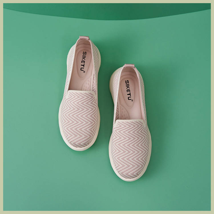 B888-42025 Herbst Winter Neue Licht Kissen Anti-Slip Runde Kappe Mittleren Alters Und Ältere Komfortable Atmungsaktive Flache Schuhe_voghion.com