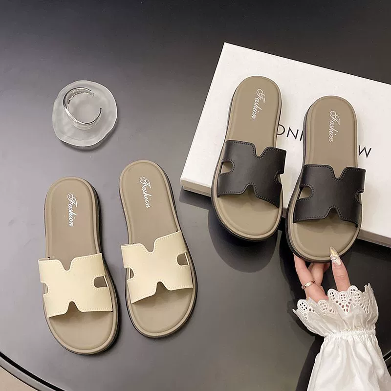 2025 новый летний плоский фон холодные тапочки женщины носят высокий уровень мягкого дна ретро пляж красивые слова тапочки женщины