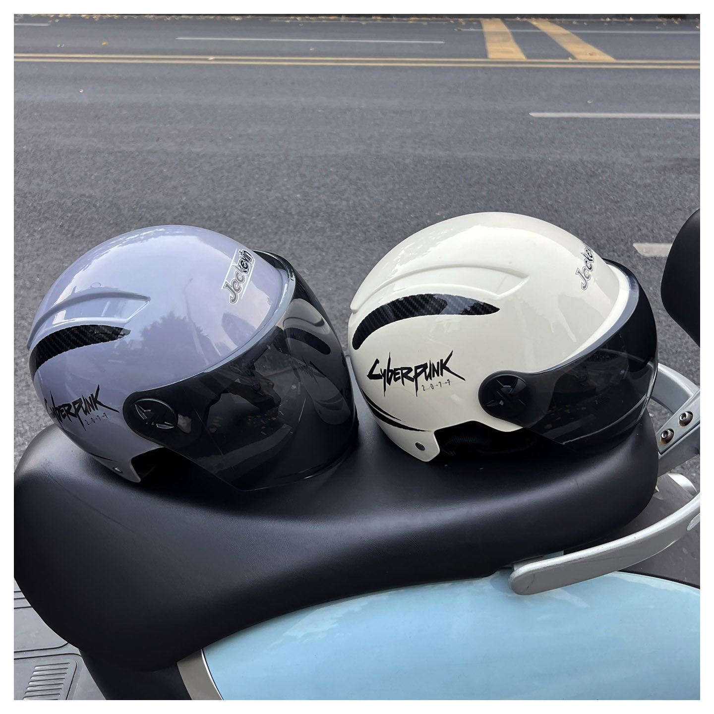 National Standard 3C Certified Electric Vehicle Safety Helmet Cyberpunk Electric Motorcycle Summer Sun Protection Helmet for Men and Women Couples