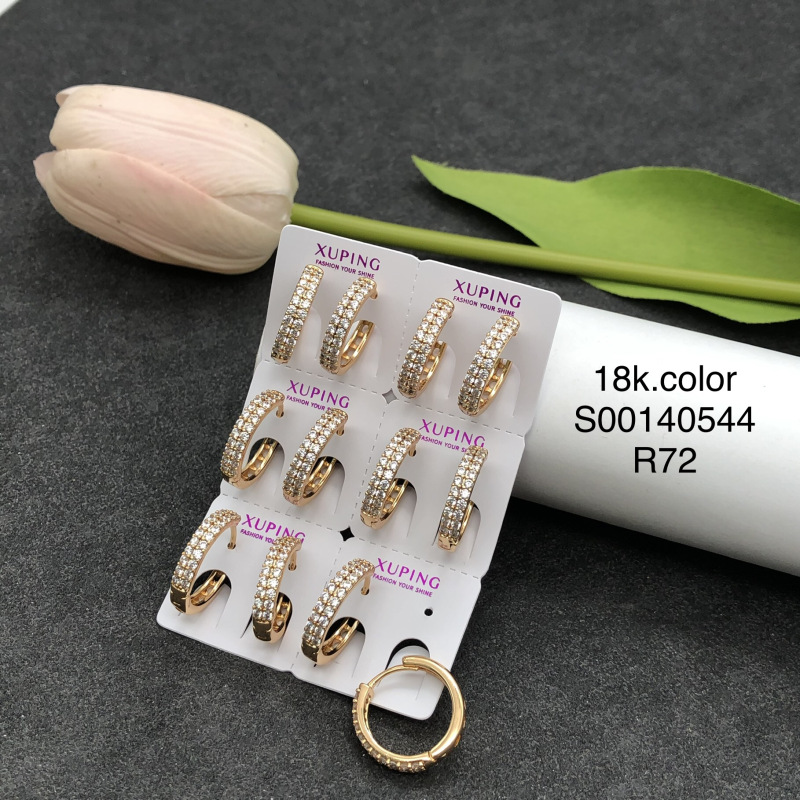 Pendientes de aro Xuping transfronterizos rusos de 18k con incrustaciones de diamantes, joyería de lujo ligero de alta gama al por mayor para mujer.