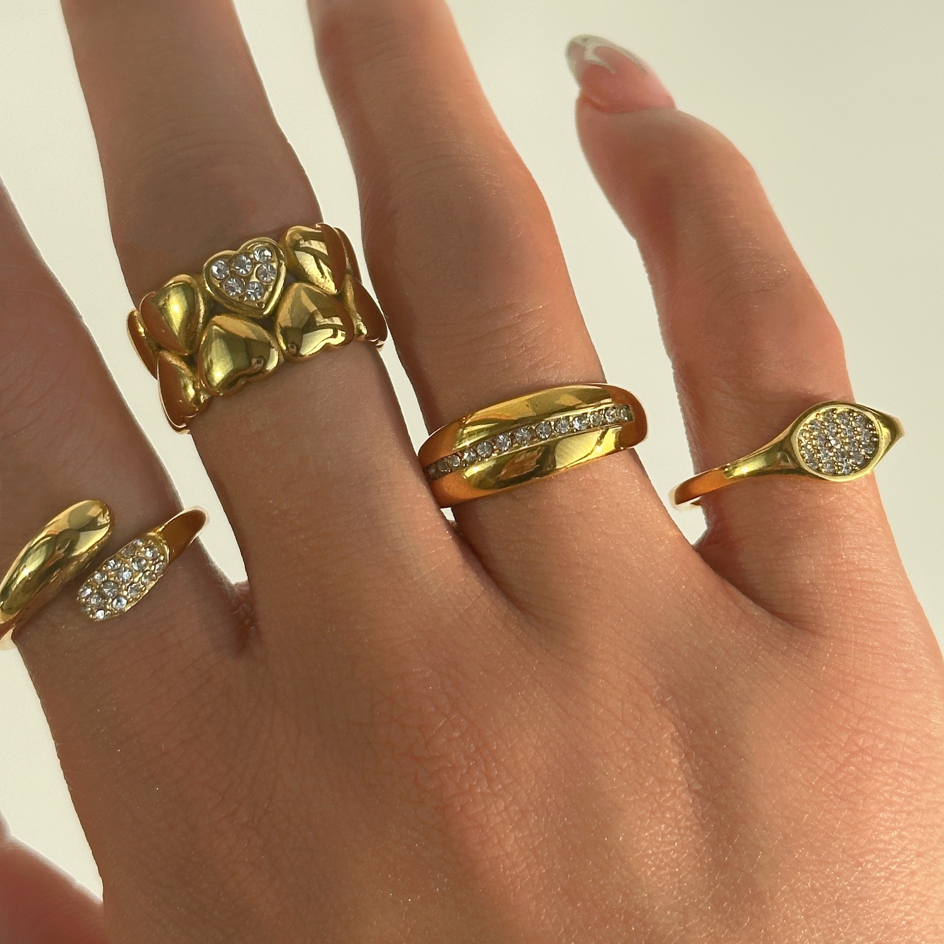 7g Weight Ion Plating (IP) Gold Plating Process Wholesale Retro Geometric Stainless Steel 18k Gold Plated Zircon Rings