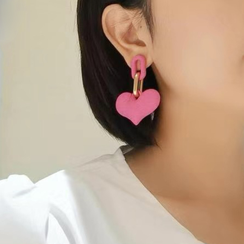 Daily Occasion Acrylic Material Heart Shape Pattern 1 Pair Elegant Heart Shape Stoving Varnish Arylic Drop Earrings