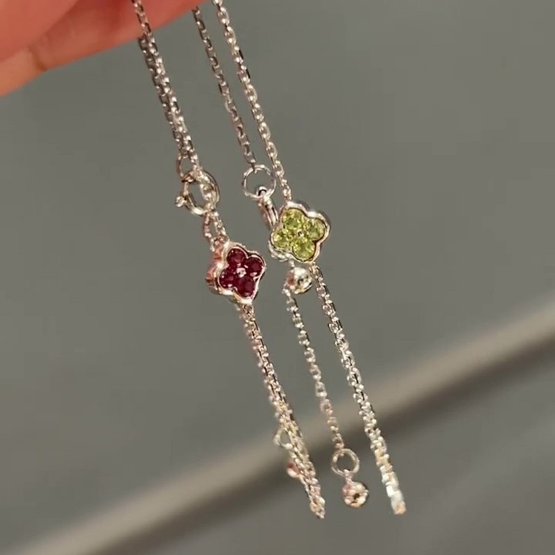 S925 Sterling Silver White Golden-Plated Four-Leaf Clover Sparkling Diamond Ultra-Fine Bracelet for Women, Exquisite, Simple, Niche Fashion, Accessible Luxury and High-End Sense S925 Sterling Silver White Golden-Plated Four-Leaf Clover Sparkling Diamond Ultra-Fine Bracelet for Women, Exquisite, Simple, Niche Fashion, Accessible Luxury and High-End Sense