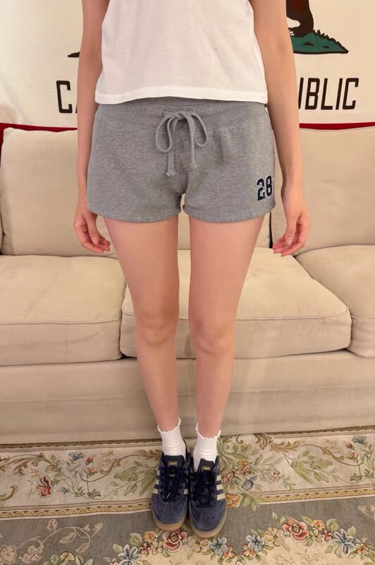 Bm Style New 28 Digital Print Drawstring Elastic Gray Shorts Bm Slim Casual Pants Sports Hot Pants for Women Bm Style New 28 Digital Print Drawstring Elastic Gray Shorts Bm Slim Casual Pants Sports Hot Pants for Women