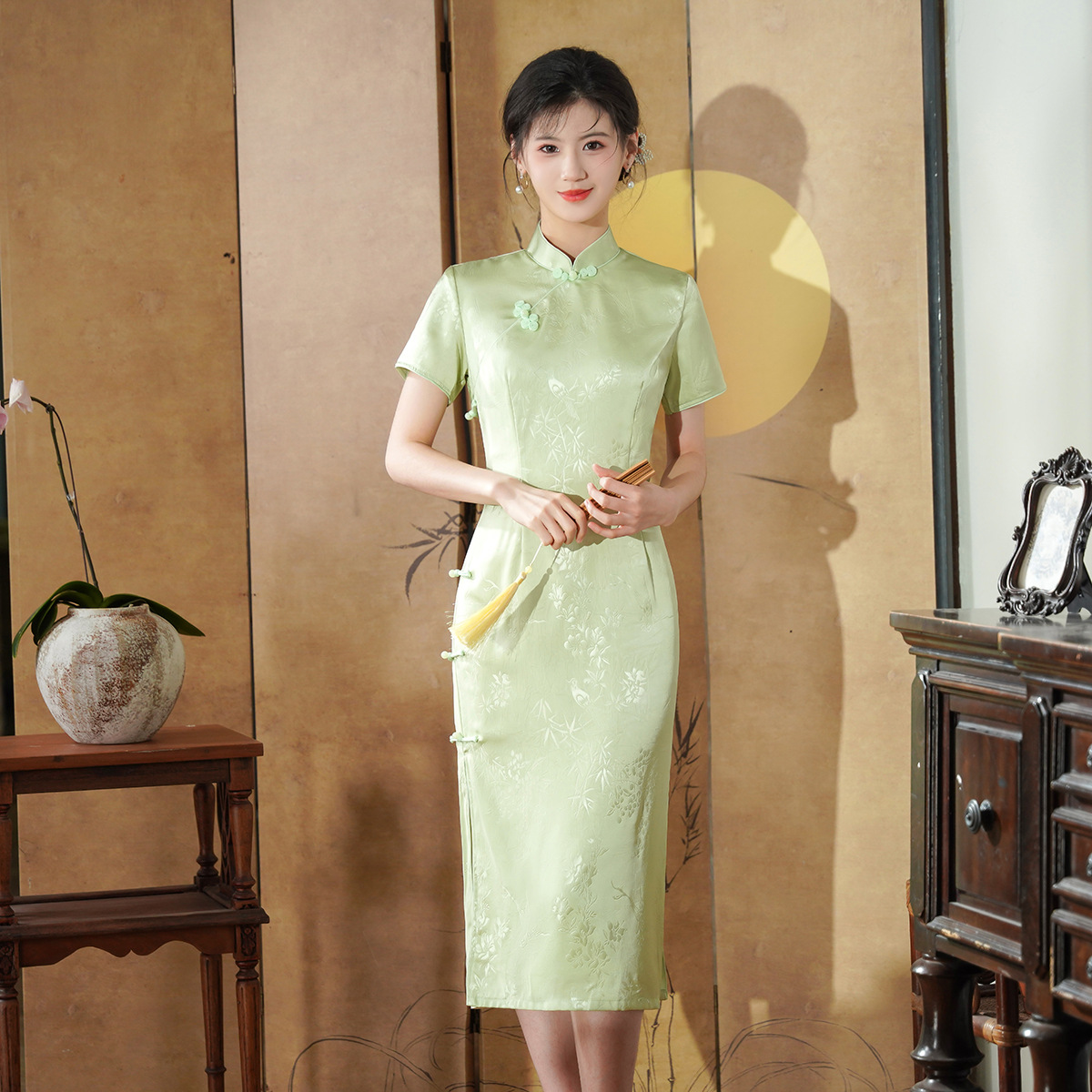 Long summer cheongsam