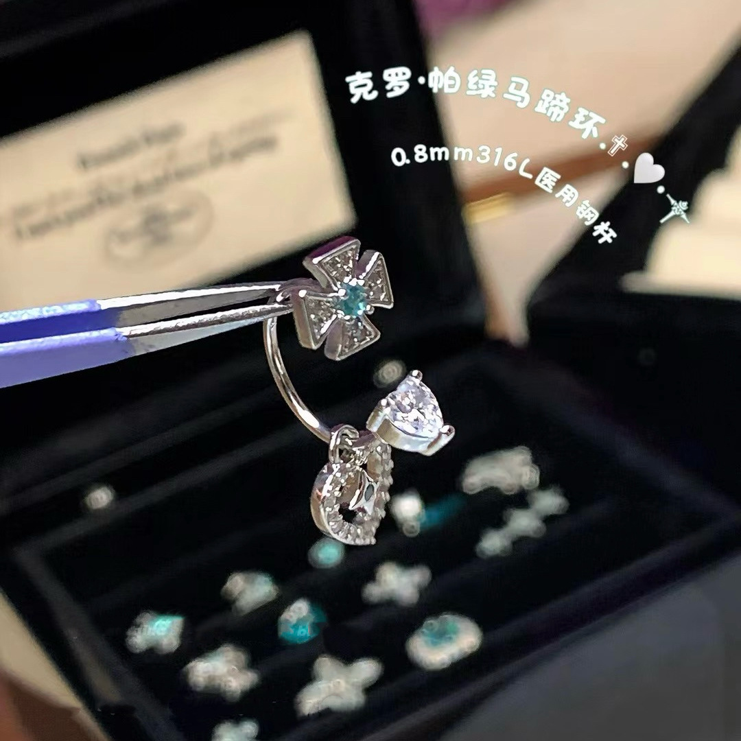 帕绿星星十字架耳扣时尚气质小清新芒星医用钛钢耳钉淑女气质百搭