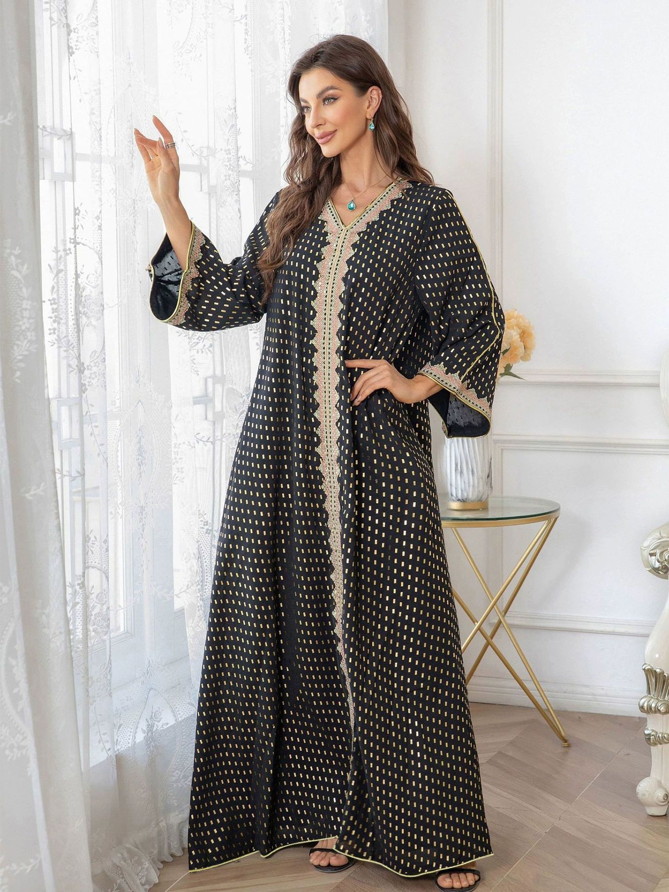 Elegant Muslim Robe With Gold Embossing And Lace Detail_voghion.com