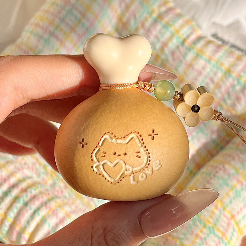 подушка лунная ветка