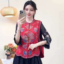 2026新款复古新中式国风唐装改良民族风刺绣马甲缎面背心女装上衣