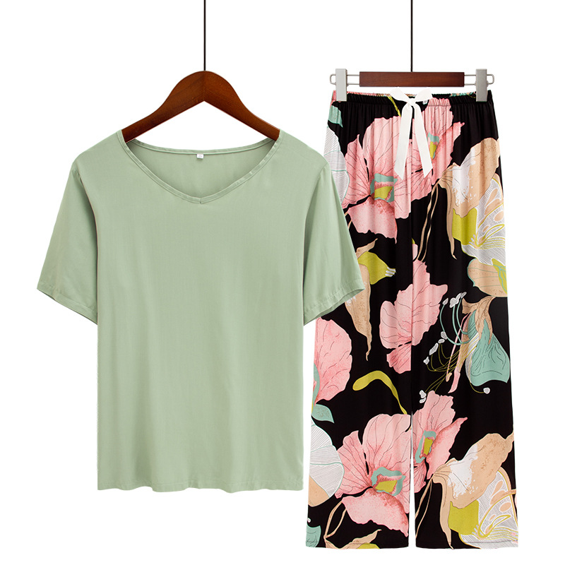 올리브 그린 T 장미 꽃