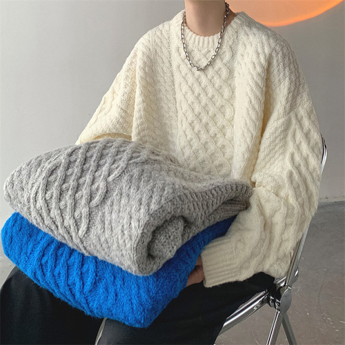 Hong Kong-style vintage loose cable-knit sweater for men—autumn/winter thickened, cozy, retro, and soft; also available as a chunky knit sweater for couples.