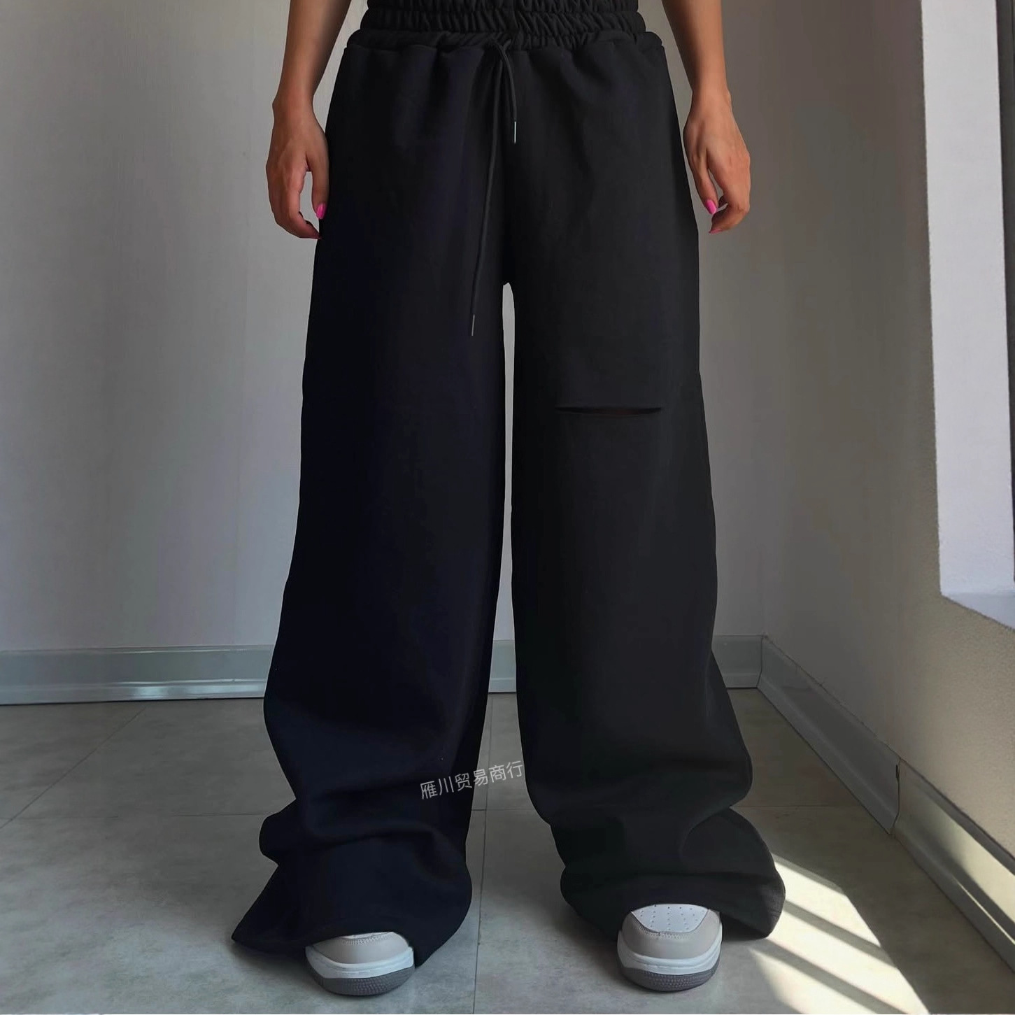 Pantalones casuales deportivos de otoño y invierno transfronterizos agujeros rectos y sueltos, pantalones de cintura alta y delgados, pantalones de piernas anchas image 3
