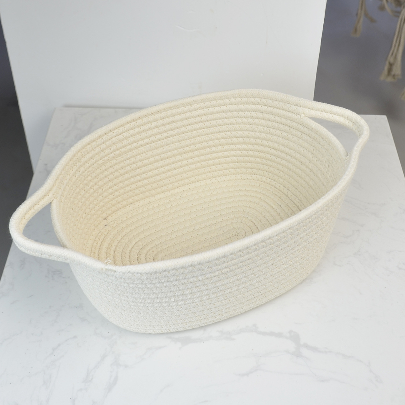 Cesta de almacenamiento Cesta de almacenamiento Cesta de almacenamiento de mano ovalada de juguete de bocadillos trenzados de cuerda de algodón