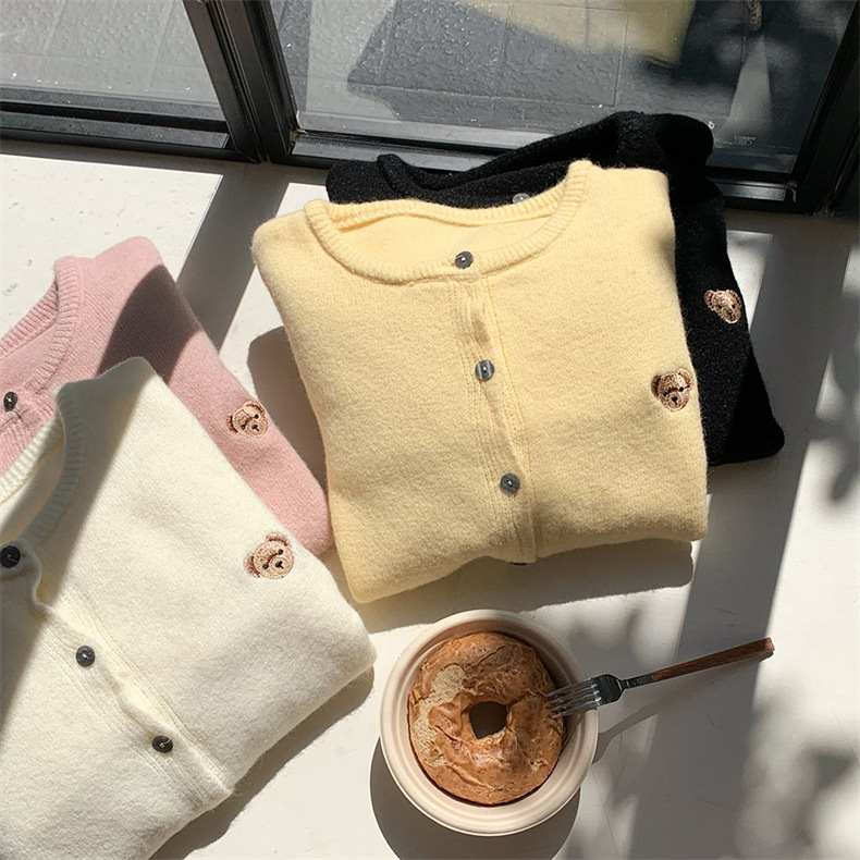 Women's Clothing High Grade Heavy Embroidery Fashion Round Neck Color Button Cashmere Soft Waxy Solid Color Versatile Basic Knitted Cardigan_voghion.com