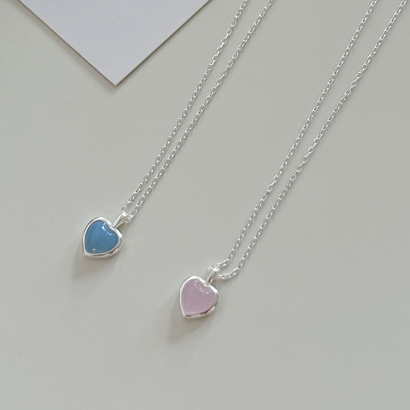 Fuchsia brand necklace
