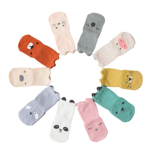21 autumn and winter new children's floor socks baby socks cartoon dotted mid-calf socks baby non-slip toddler socks cross-border