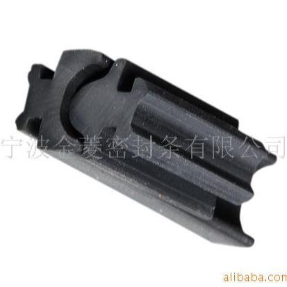 厂家直供旋转密封条汽车自动门门条门窗玻璃密封条PVC密封条批发
